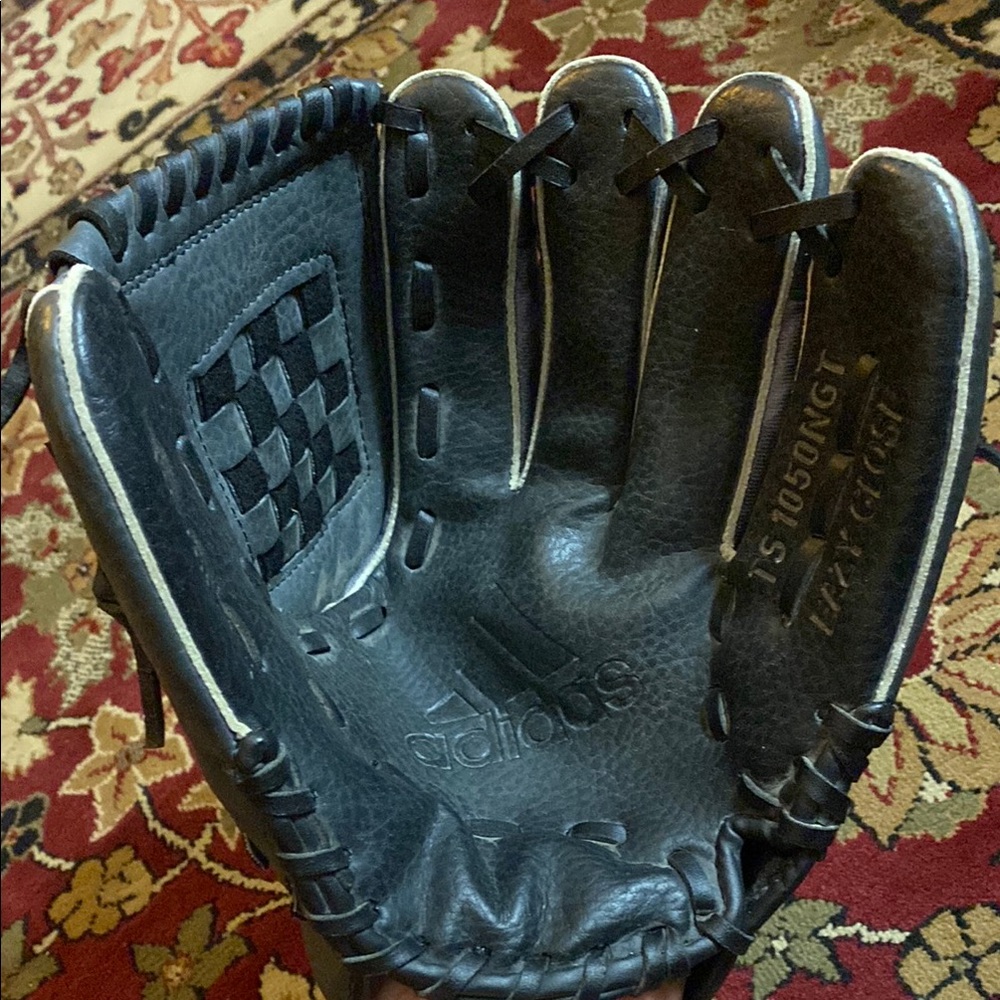 Adidas Black Baseball Glove Youth 10.5”